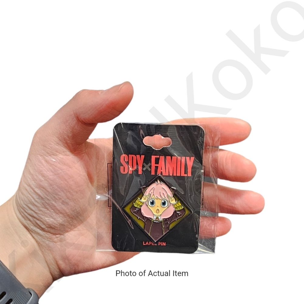 *LAST 1* NWT Spy x Family Anya Stained Glass Diamond Portrait Enamel Pin